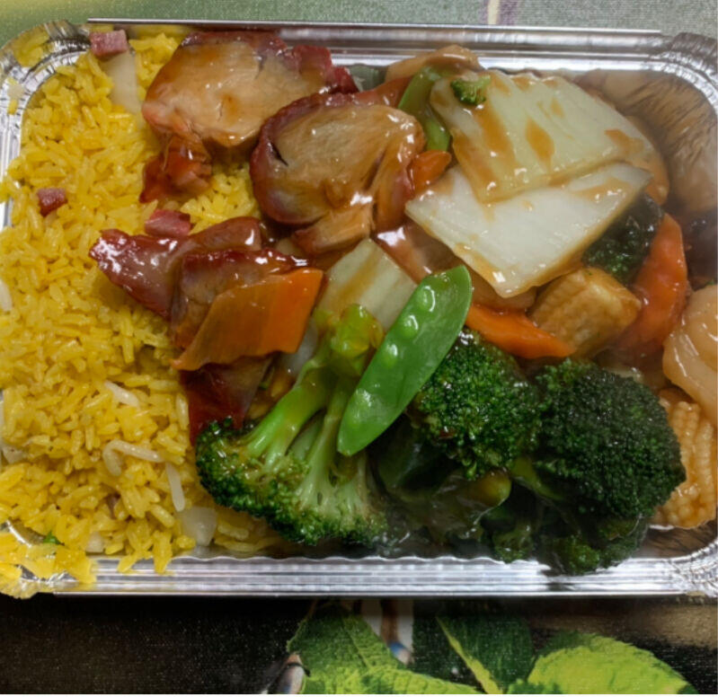 C7. Roast Pork w. Mixed Veg