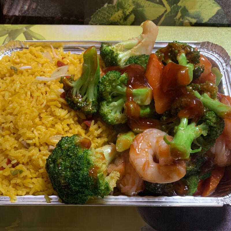 C19. Shrimp w. Broccoli