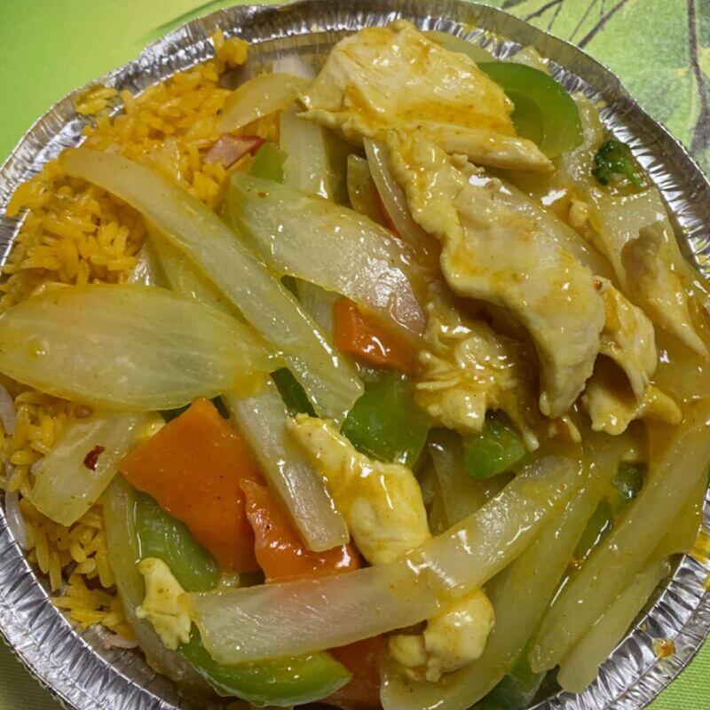L17.(SPICY) Curry Chicken w. Onions