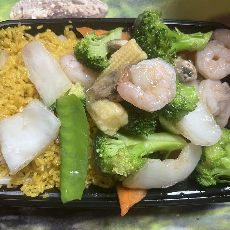 C36.Shrimp w. Mixed Veg