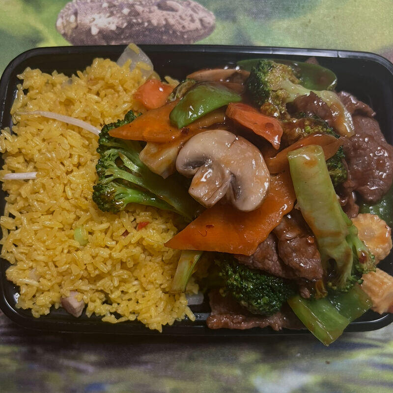 C.(Spicy) Beef w. Garlic Sauce